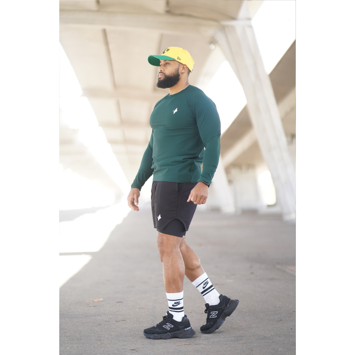 THE WOLFZ ENSEMBLE LONGSLEEVE & SHORT PERFORMANCE